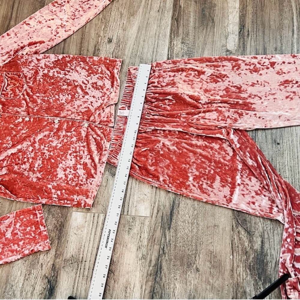 Victoria's Secret Crushed Velvet Pajama Set Size LARGE TOP / PANTS HEART LOGO #3 - Picture 6 of 14